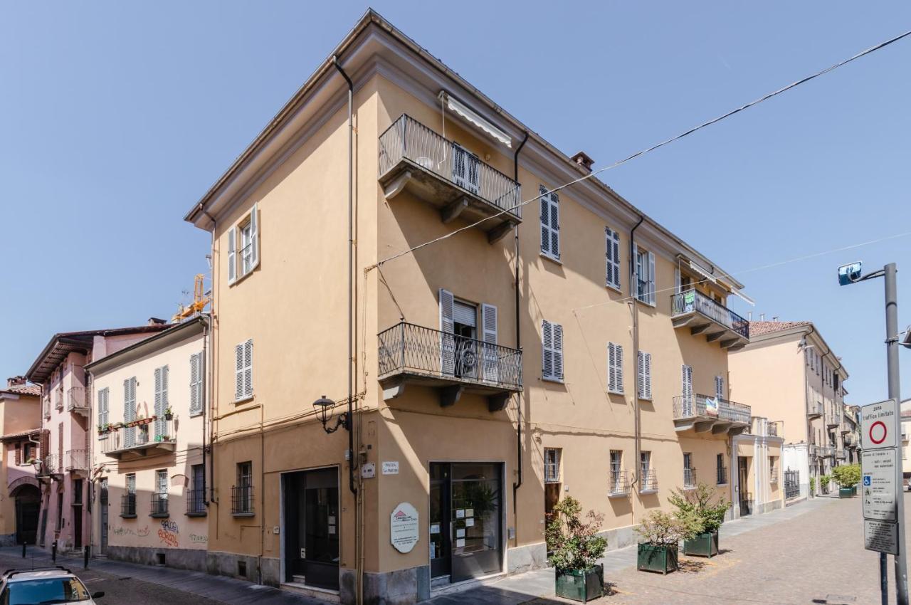 San Martino Modern & Elegant Flat Apartment Asti Exterior photo